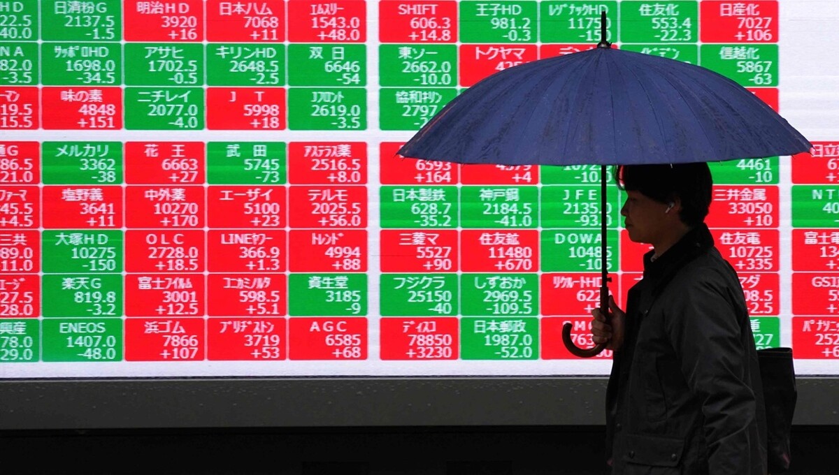 Japanese Nikkei 225 Index Hits New Record