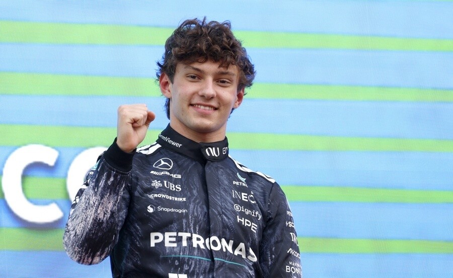 Antonelli wins Japanese GP and becomes youngest F1 leader in history