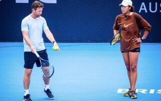 Наоми Осака рассталась с тренером Вимом Фиссетте