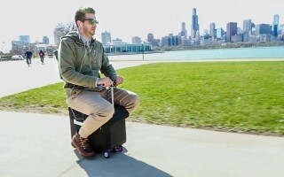 Япония вводит строгие регуляции для электрических дорожных сумок