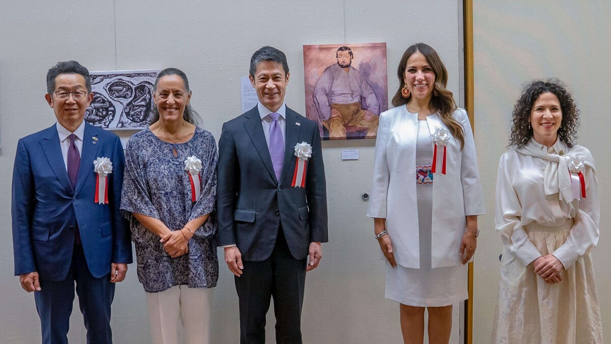 Cultural Exhibition Inaugurated in Hiroshima