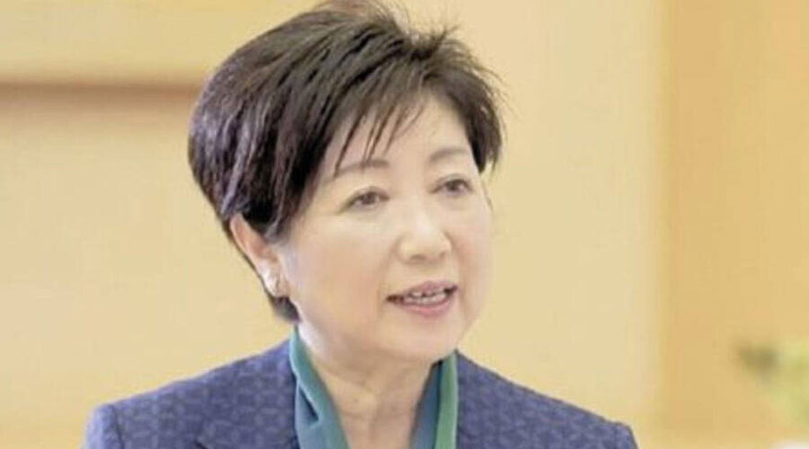 Юрико Коикэ побеждает на третьем словаре губернатора Токио