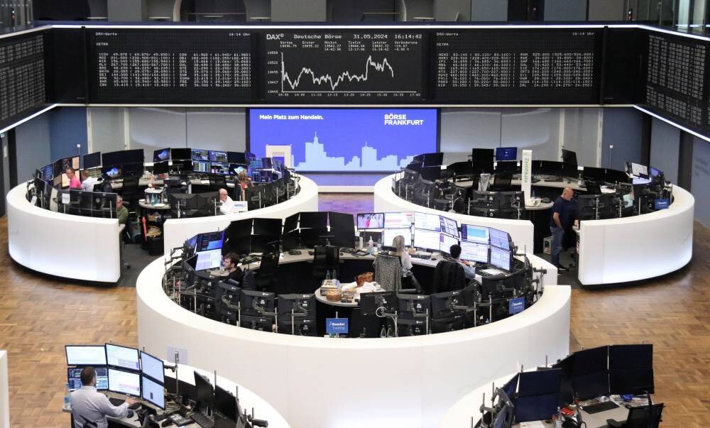 Японские акции растут в ожидании снижения процентных ставок