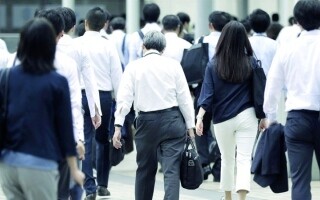 Изменение культуры труда в Японии: Подъем агентств по увольнению