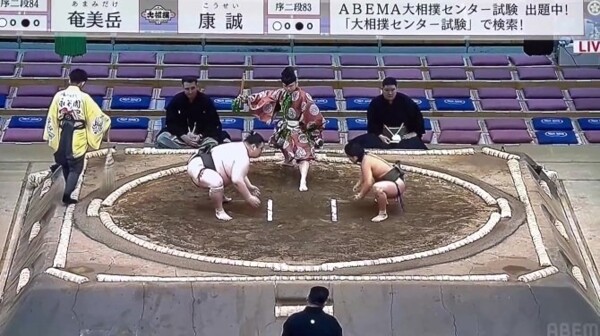 Young Sumo Wrestler Defeats Veteran in Epic Match