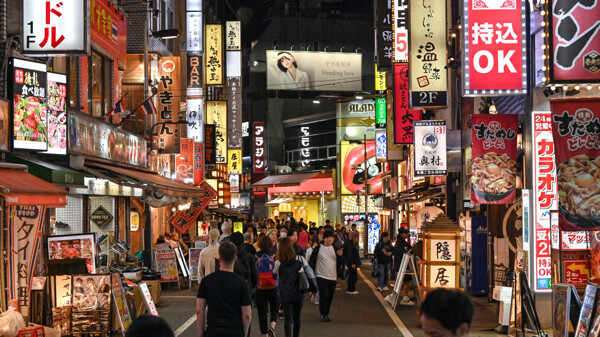 Japanese Economic Expansion Surpasses Expectations