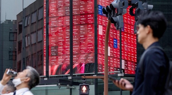 Japanese Stocks Hit Record Highs Amid US-China Trade Deal