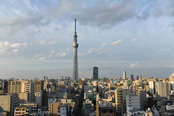 20 Tourists Trapped in Tokyo Skytree Elevator