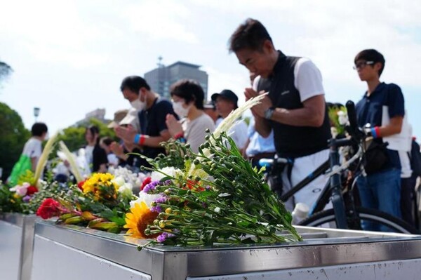 Hiroshima and Nagasaki Leaders Oppose Revision of Nuclear Principles
